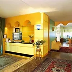 Bolivar 3*